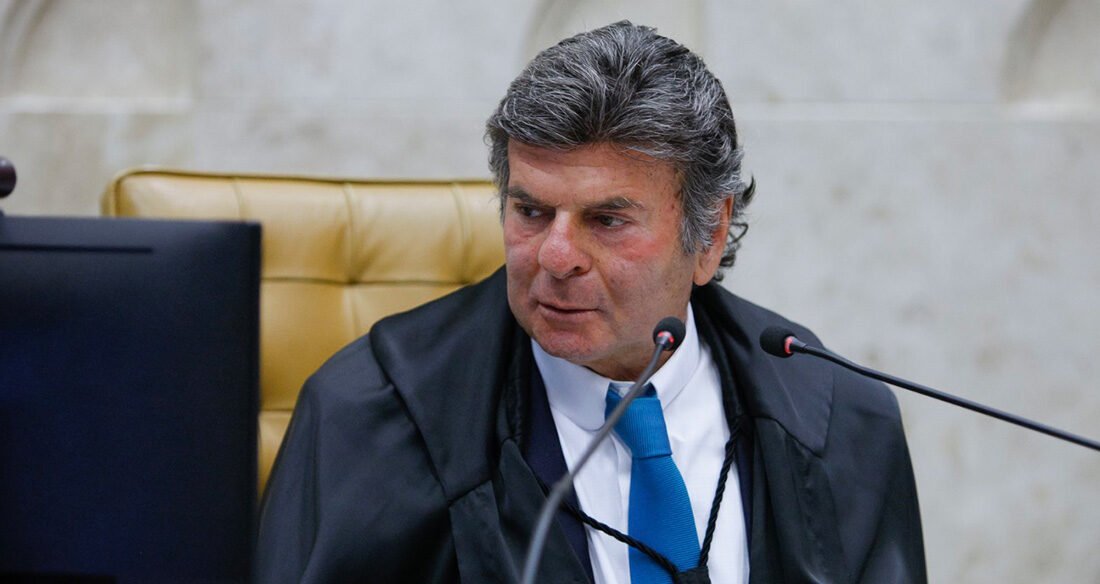 Fux dá 72 horas para AGU se manifestar sobre pedido de retomada das bets