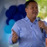 Prefeito cita crise no agro e aponta Flávio Bolsonaro como único capaz de "unir o Brasil"