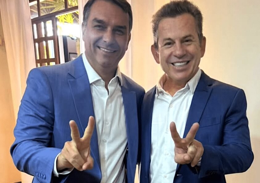 Mauro Mendes se reúne com Flavio Bolsonaro reforçando apoio no 2º turno