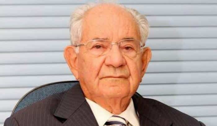 Morre aos 100 anos pioneiro fundador de universidade no Nortão; prefeitura decreta luto