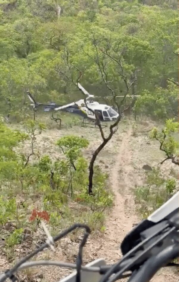 Motociclista é resgatado de helicóptero após cair em trilha em Mato Grosso