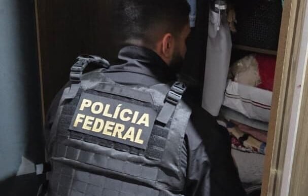 Operação da PF contra grupo investigado por tráfico interestadual de drogas cumpre mandados em duas cidades de Mato Grosso