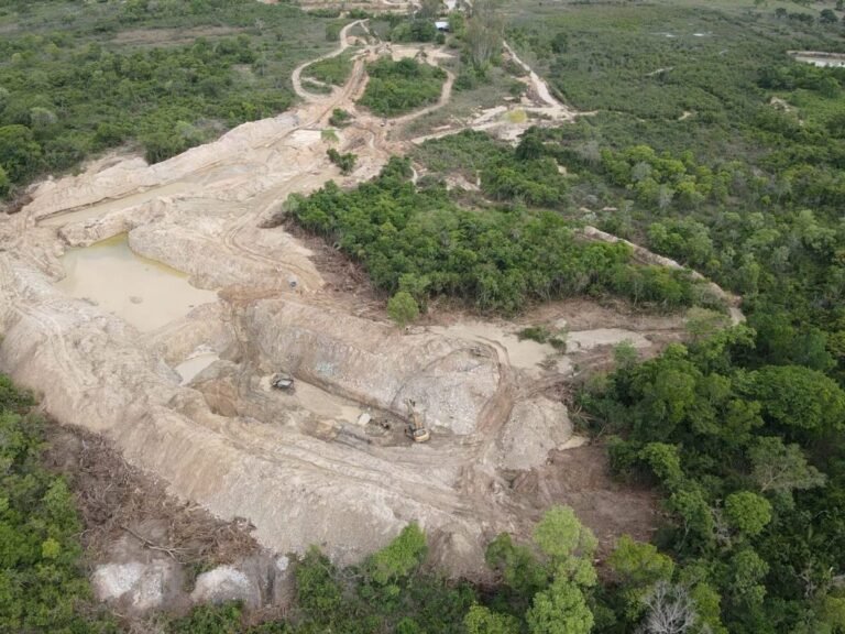 PM flagra garimpo ilegal em área de preservação e aplica multa de R$ 18 mil em Mato Grosso