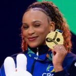 Rebeca Andrade conquista o tri no Mundial de Ginástica na Holanda
