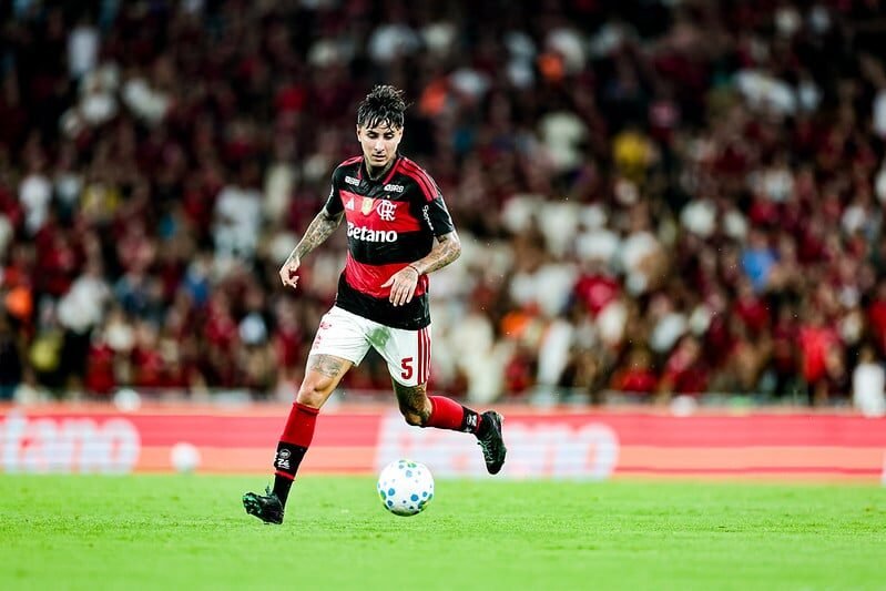 Santos reage e empata com Flamengo no Brasileirão