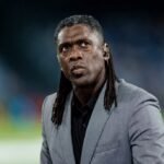 Seedorf volta a comandar um clube após quase uma década e assume o Corinthians