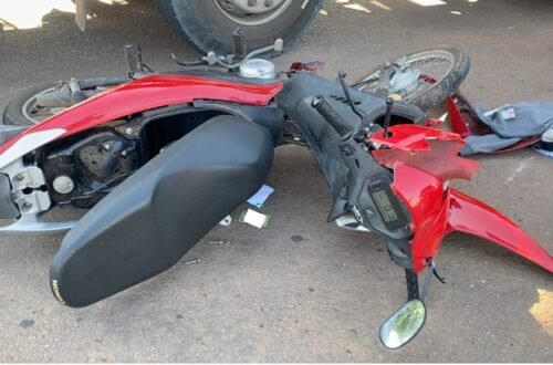 Sinop: adolescente sofre múltiplas fraturas após colisão de moto e caminhão