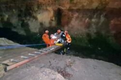 Sinop: dupla tenta fugir da polícia de moto e cai em vala de escoamento de água 