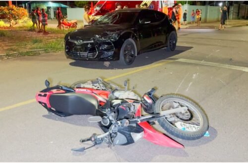Sinop: motociclista fica ferido após colisão com carro em bairro