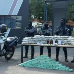 PM prende dupla com 110 tabletes de drogas e causa prejuízo de R$ 2,5 milhões ao crime