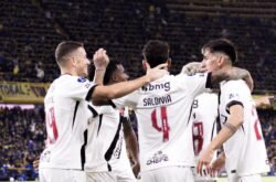 Vasco vence Boca Juniors na Bombonera e fica perto da final da Sul-Americana