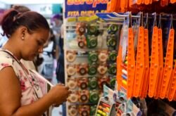 Vendas no comércio varejista têm variação de 0,1% em agosto