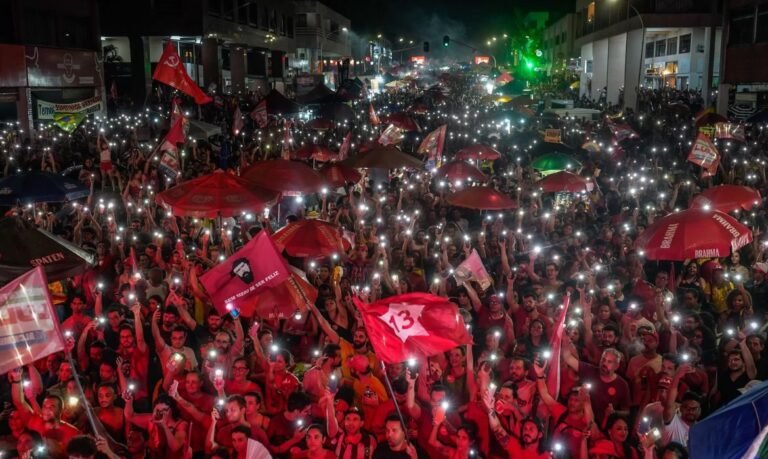 Vitória de Lula repercute na imprensa europeia e asiática