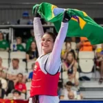 Maria Clara Pacheco conquista terceiro ouro seguido no Grand Prix de taekwondo